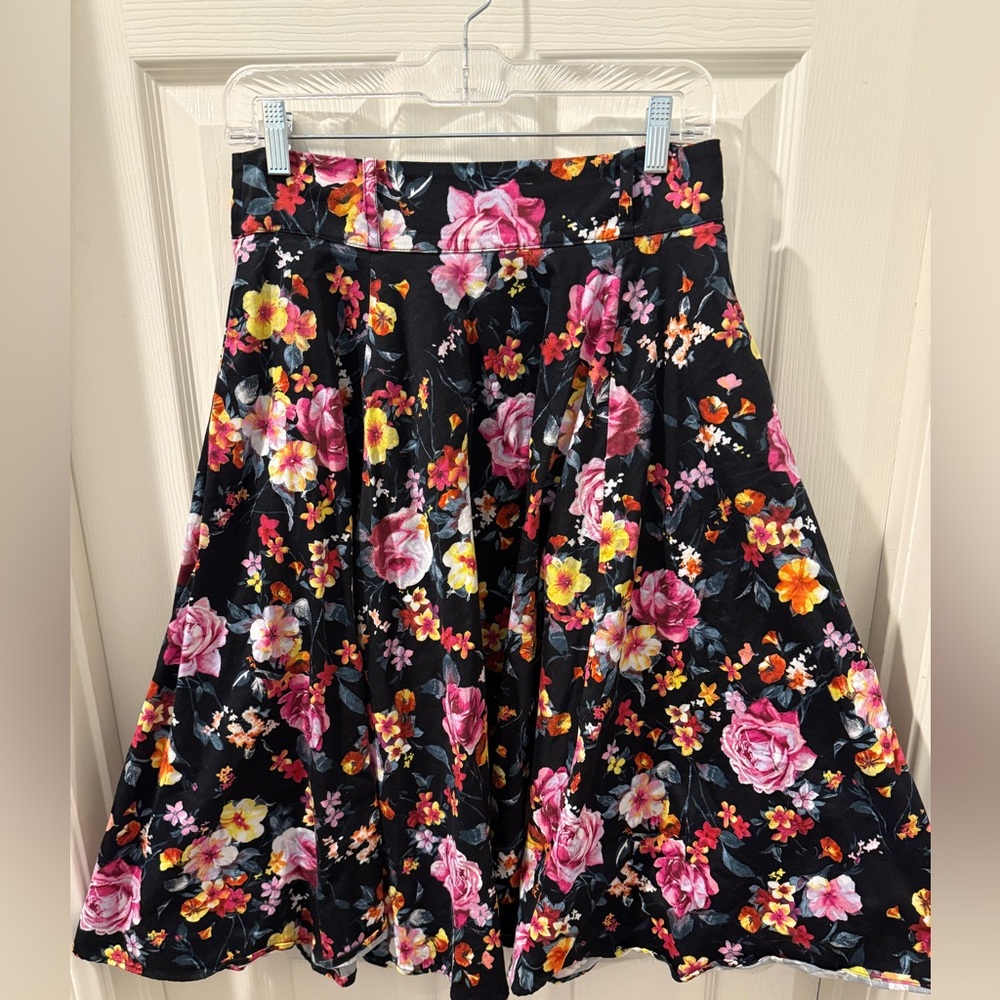 Pinup Couture EUC bright floral Doris skirt Large